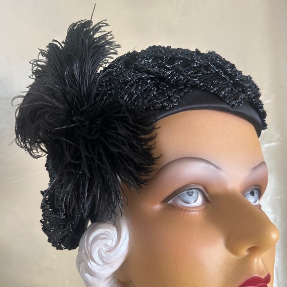 WINSOME 1950s\' BLACK STRAW & LACE HAT WITH BLACK OSTRICH FEATHERS main image 11